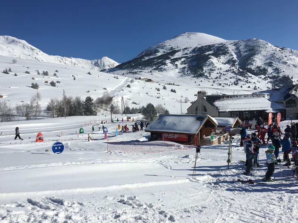 Aparthotel & Cerdanya